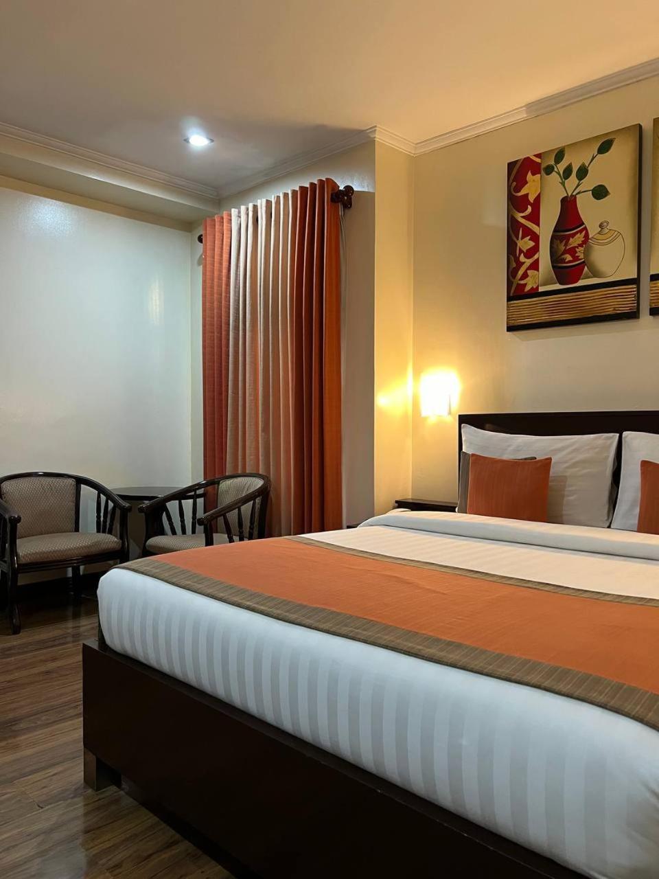 Subic Residencias Olongapo Extérieur photo