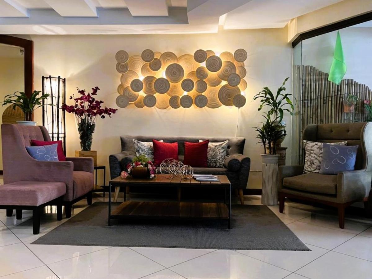 Subic Residencias Olongapo Extérieur photo