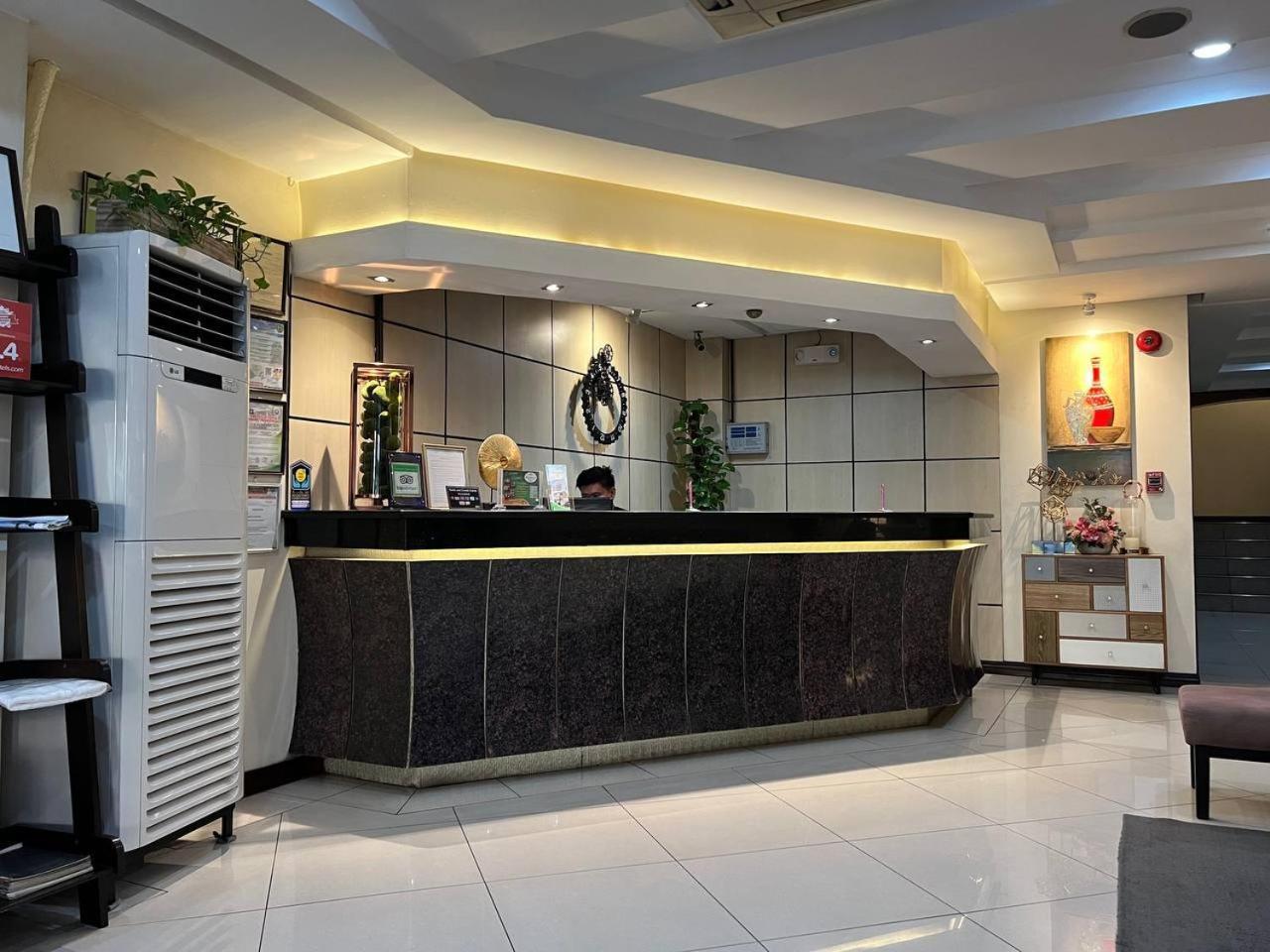 Subic Residencias Olongapo Extérieur photo