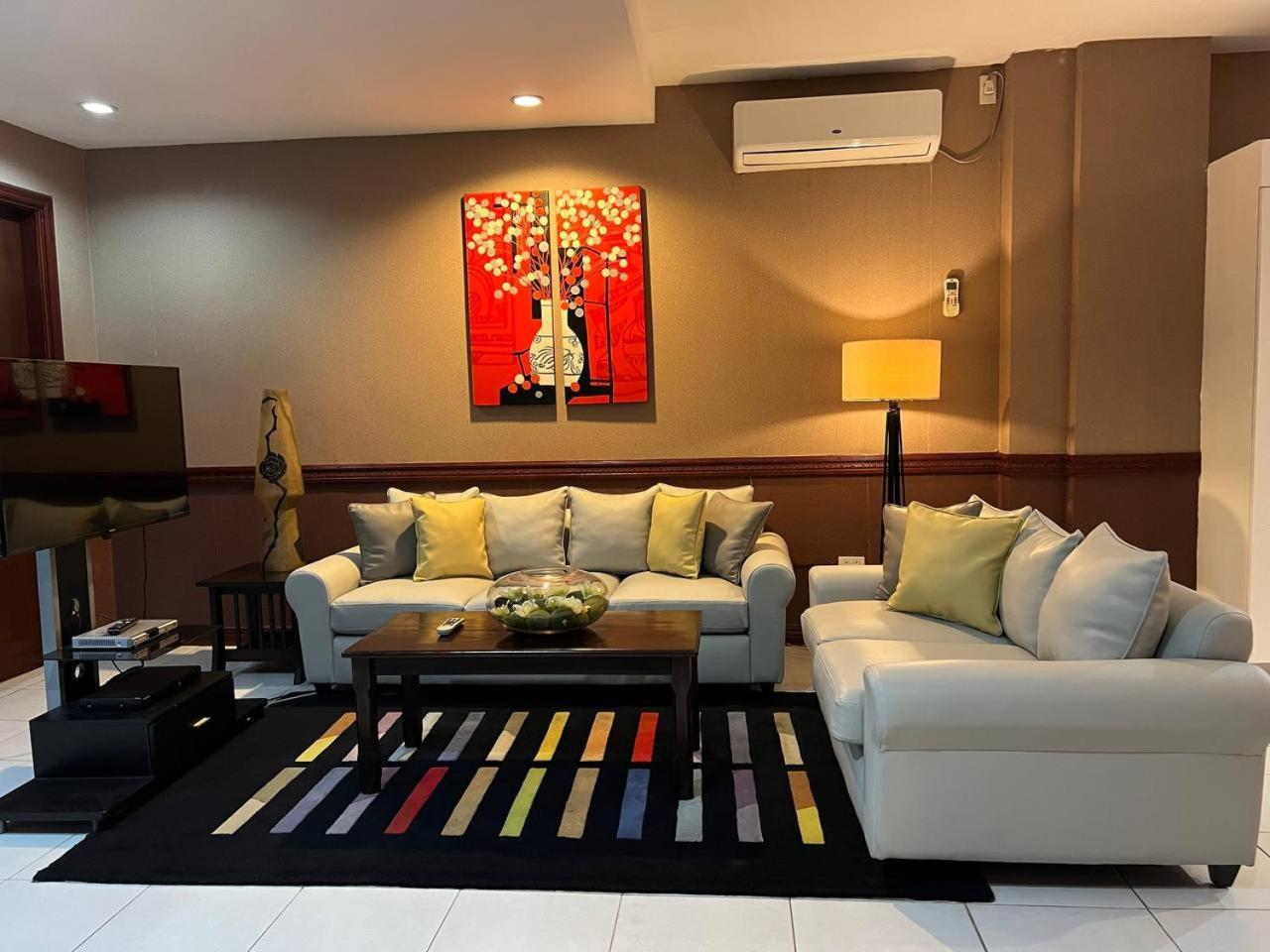 Subic Residencias Olongapo Extérieur photo