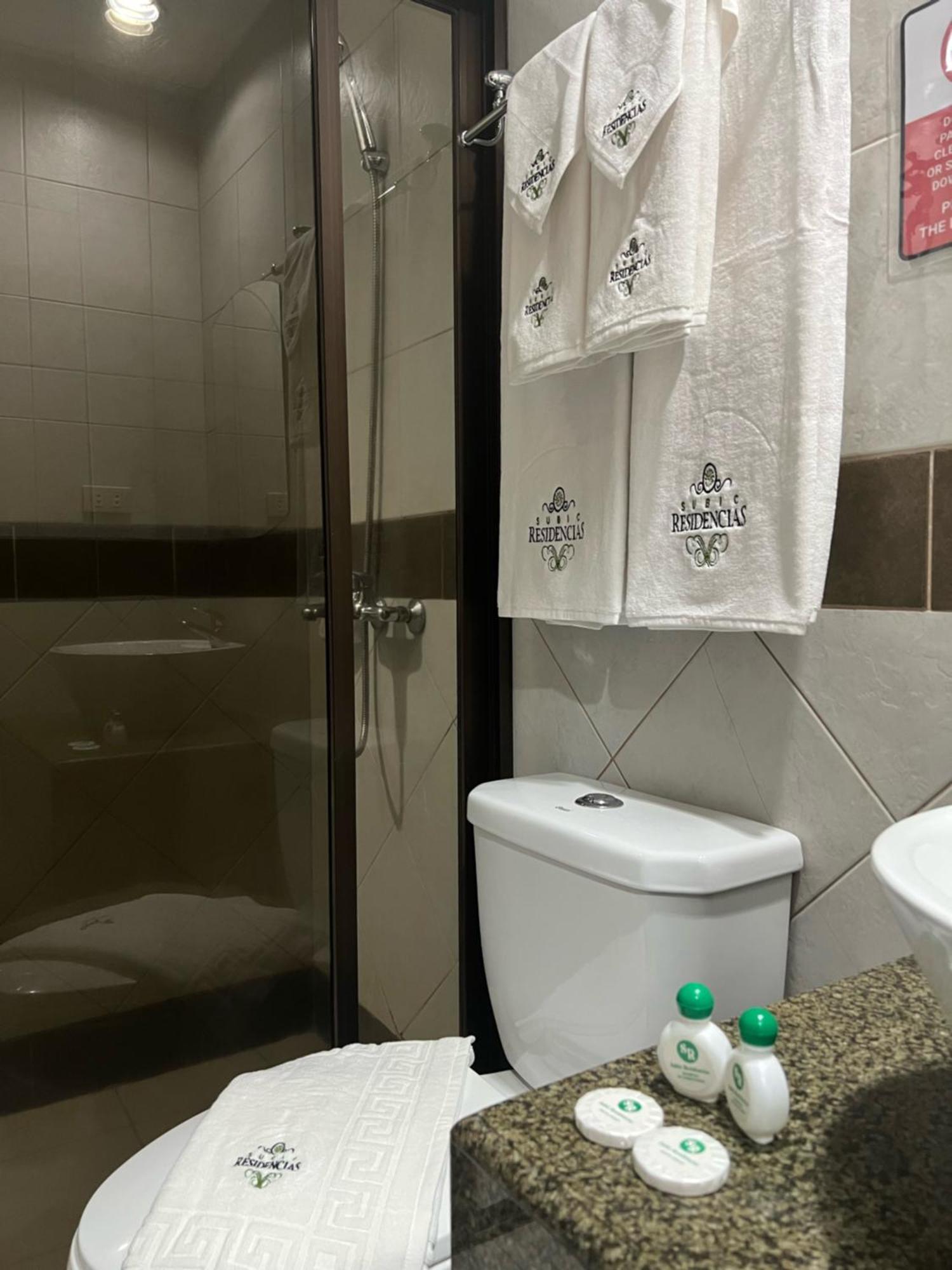 Subic Residencias Olongapo Extérieur photo