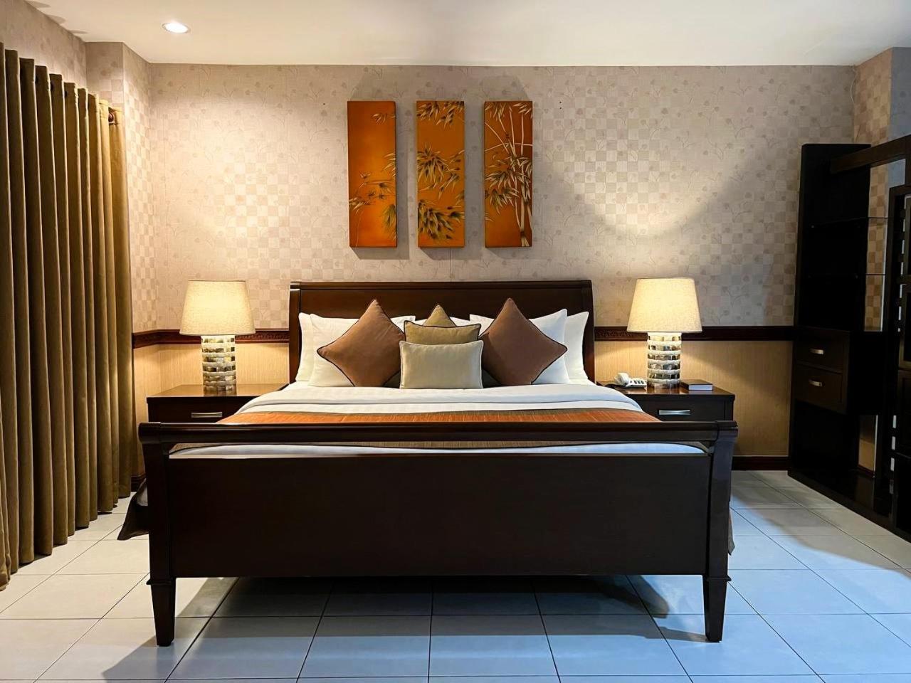 Subic Residencias Olongapo Extérieur photo